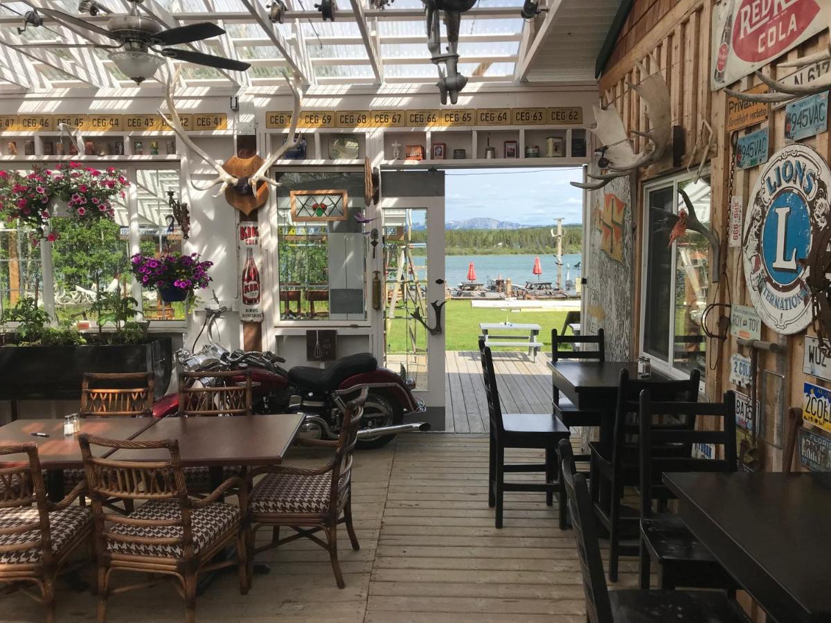 Six Mile River Resort Tagish Екстериор снимка